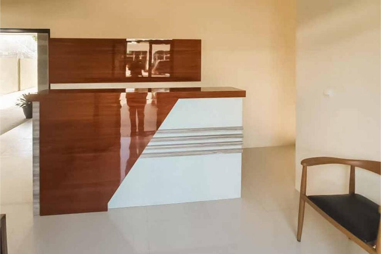 Jatiwangi Syariah Guest House Mitra Reddoorz Majalengka Exterior foto